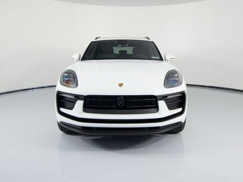 New 2026 Porsche Macan image 13
