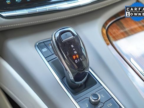 Used 2024 Cadillac Escalade Sport Platinum w/ LPO, ONYX Package image 21