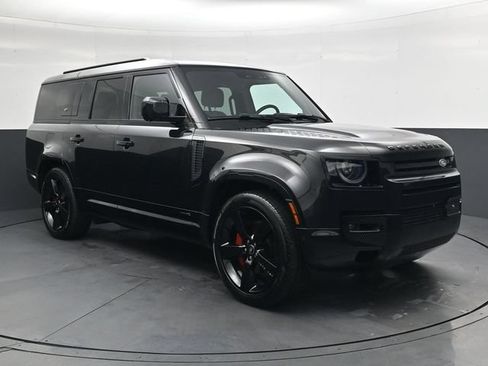 Used 2024 Land Rover Defender 130 X AWD/4WD image 2