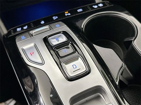 Used 2023 Hyundai Tucson Limited image 16