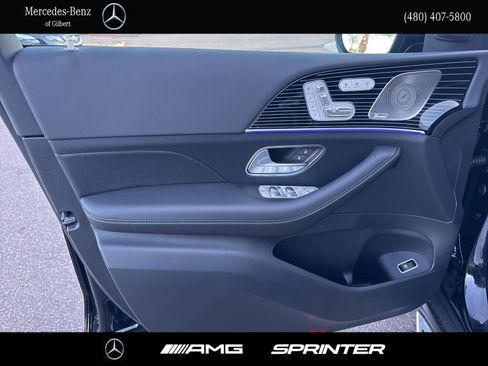 New 2026 Mercedes-Benz GLE 580 4MATIC image 9