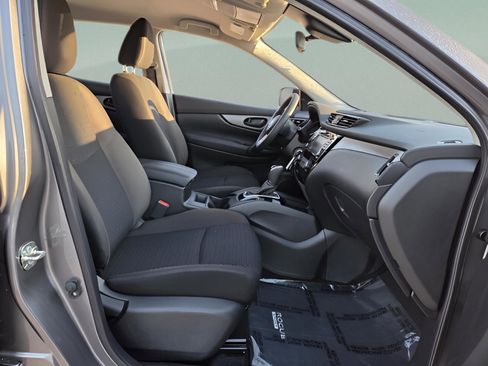 Certified 2021 Nissan Rogue Sport S image 11