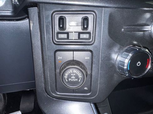 Used 2022 Ford F150 XLT w/ Equipment Group 302A High AWD/4WD image 35