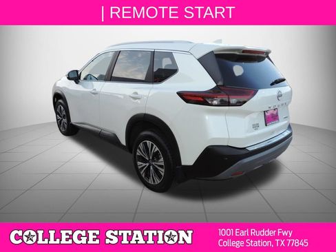 Certified 2023 Nissan Rogue SV w/ SV Premium B Package AWD/4WD image 6
