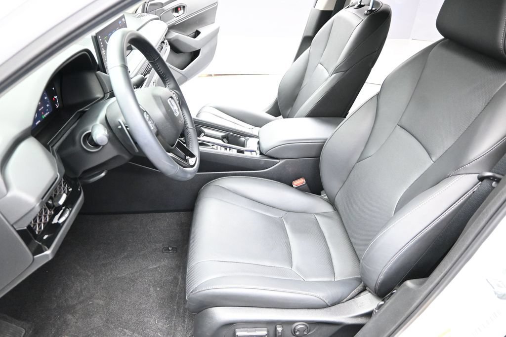Certified 2025 Honda Accord EX-L image 11
