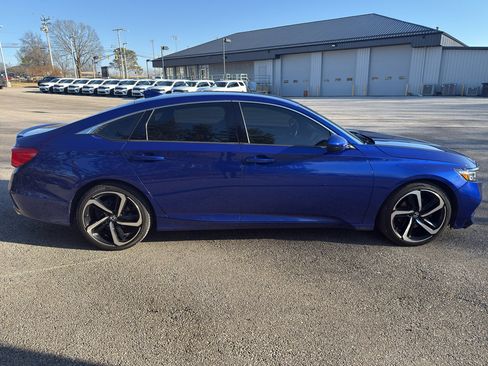 Used 2020 Honda Accord Sport image 5