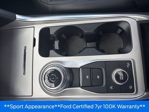 Used 2024 Ford Explorer XLT w/ Equipment Group 202A AWD/4WD image 19