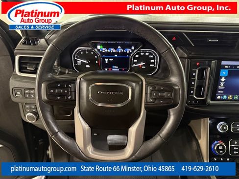 Used 2021 GMC Yukon Denali w/ Denali Premium Package AWD/4WD image 15