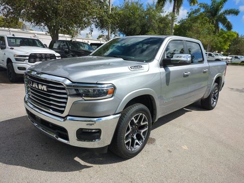 New 2026 RAM 1500 Laramie AWD/4WD image 9