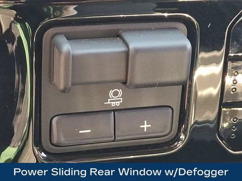 Used 2024 Chevrolet Silverado 2500 LTZ w/ LTZ Plus Package AWD/4WD image 18
