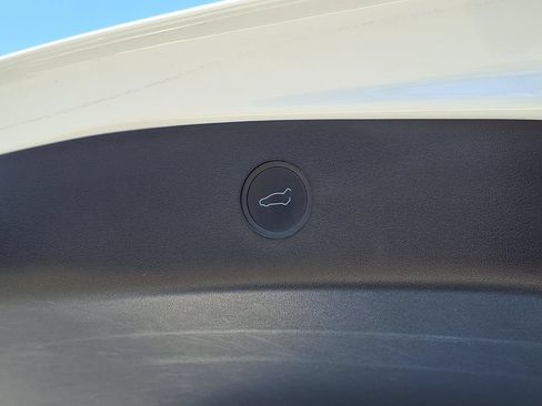 Used 2022 Tesla Model 3 RWD image 24