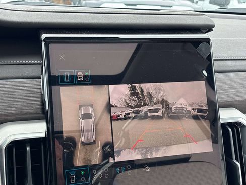 New 2026 GMC Acadia Denali w/ Super Cruise Package image 16