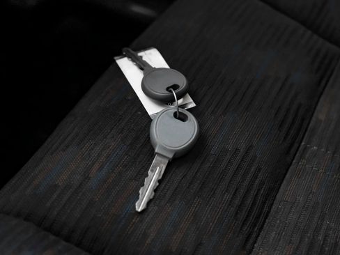 Used 2004 Jeep Wrangler Rubicon w/ Dual Top Group image 48