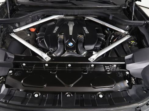Used 2019 BMW X7 xDrive50i w/ M Sport Package AWD/4WD image 58