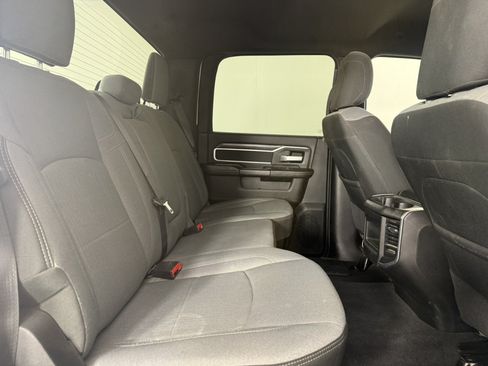 Used 2024 RAM 2500 Big Horn w/ Off Road Package AWD/4WD image 13