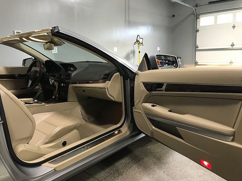 Used 2012 Mercedes-Benz E 350 Cabriolet image 20