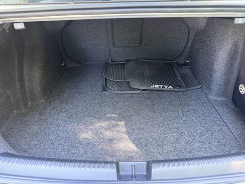 Used 2014 Volkswagen Jetta SE FWD image 13