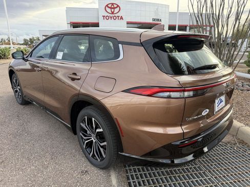 New 2026 Toyota Crown Signia image 3