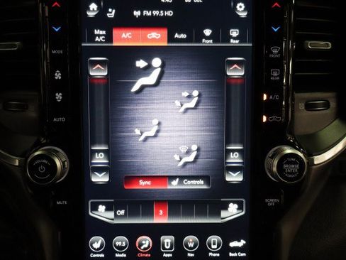 Used 2020 RAM 2500 Laramie w/ Night Edition AWD/4WD image 69