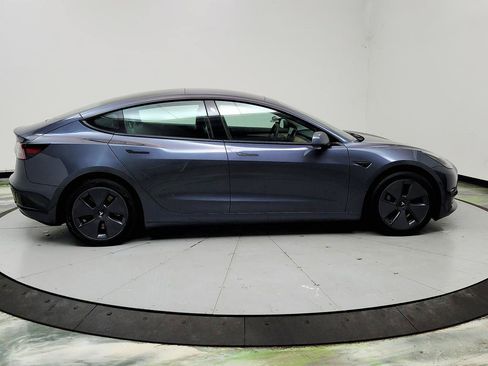 Used 2022 Tesla Model 3 Long Range AWD/4WD image 4