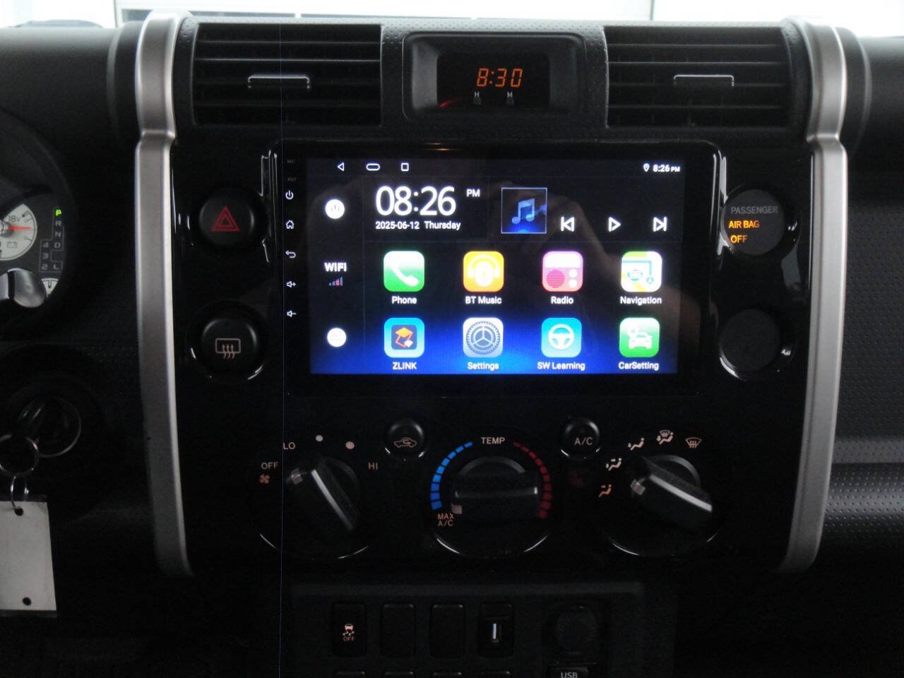 Used 2014 Toyota FJ Cruiser 2WD w/ Convenience Package image 22