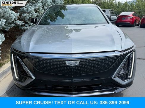 Used 2024 Cadillac Lyriq Sport AWD/4WD image 2