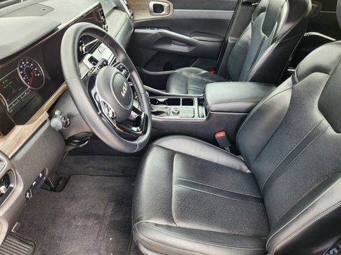 Used 2022 Kia Sorento S AWD/4WD image 8