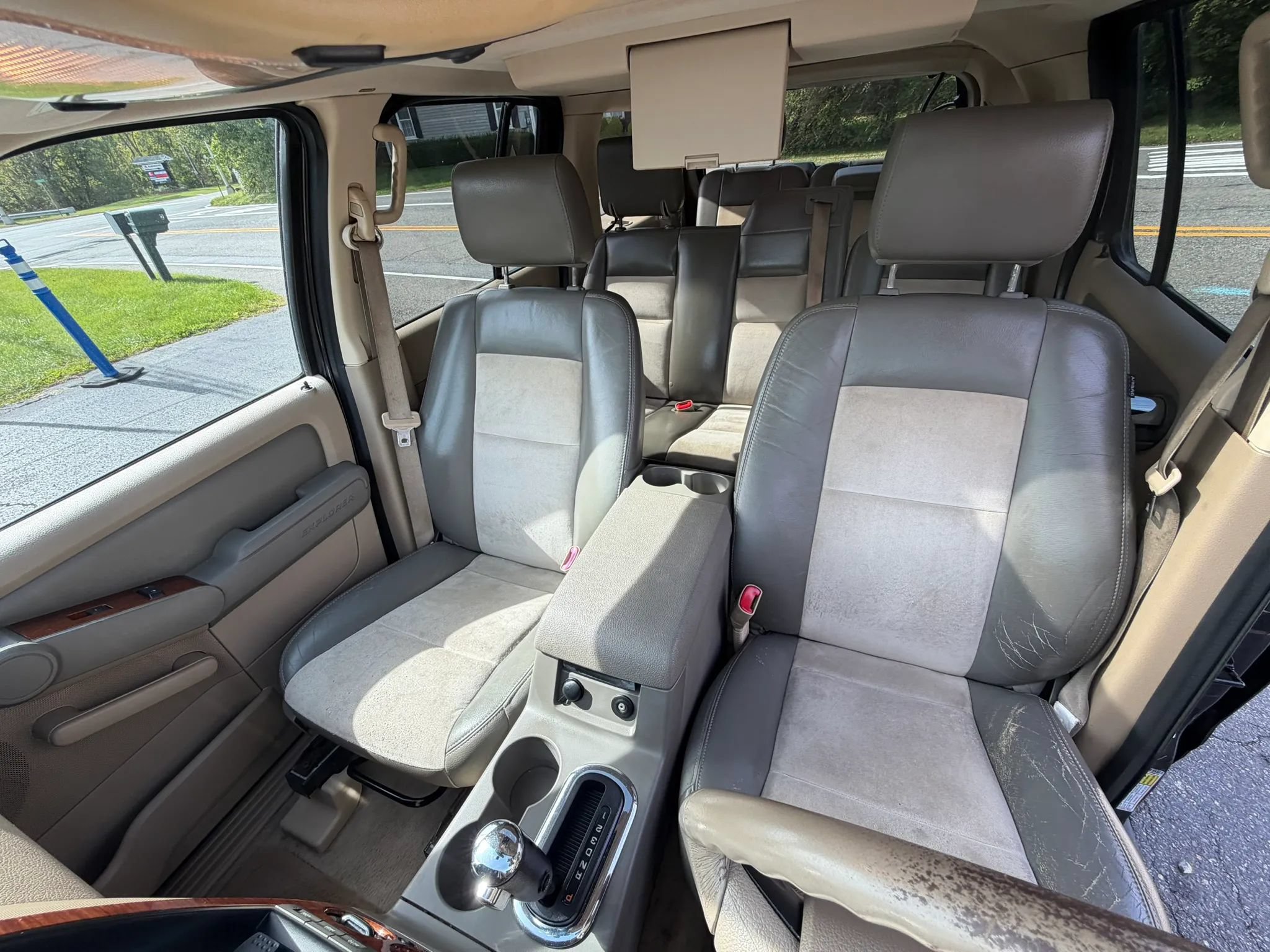 Used 2007 Ford Explorer Eddie Bauer AWD/4WD image 14