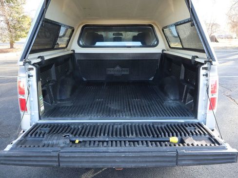 Used 2013 Ford F150 XLT w/ XLT Chrome Pkg image 8