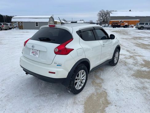 Used 2014 Nissan Juke SL image 4