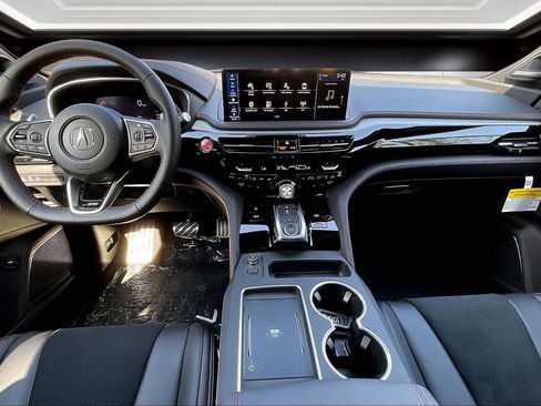 New 2025 Acura MDX A-Spec image 5