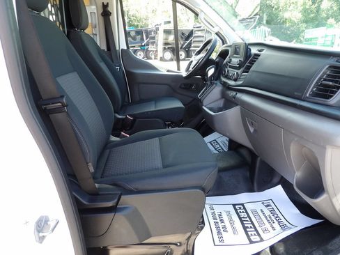 Used 2025 Ford Transit 250 Low Roof w/ Exterior Upgrade Package RWD image 32