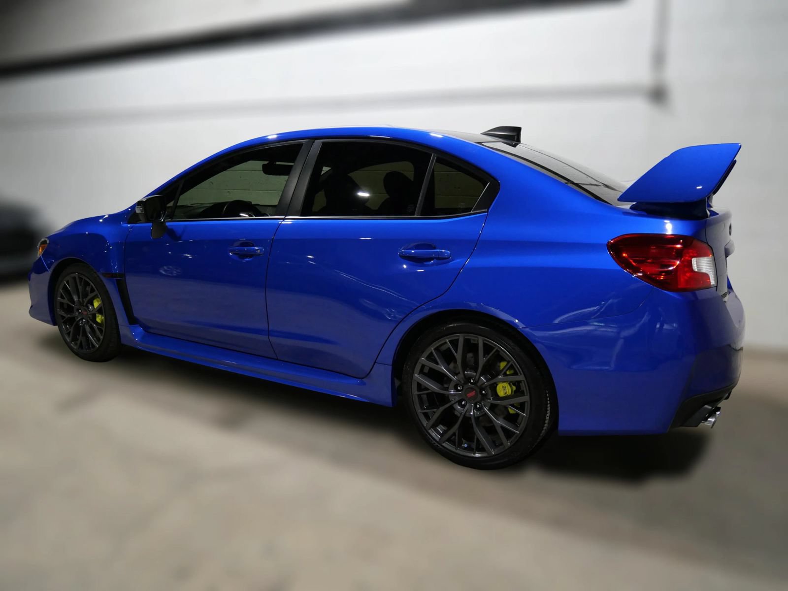 Used 2019 Subaru WRX STI AWD/4WD image 4
