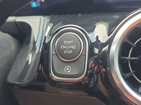 Certified 2026 Mercedes-Benz GLA 250 4MATIC image 25