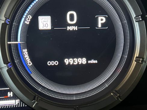 Used 2019 Lexus UX 250h F Sport w/ F Sport Premium Package AWD/4WD image 24
