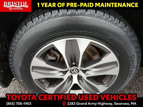 Certified 2023 Toyota Highlander XLE image 11
