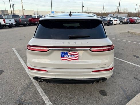 Used 2022 Lincoln Corsair Grand Touring image 4