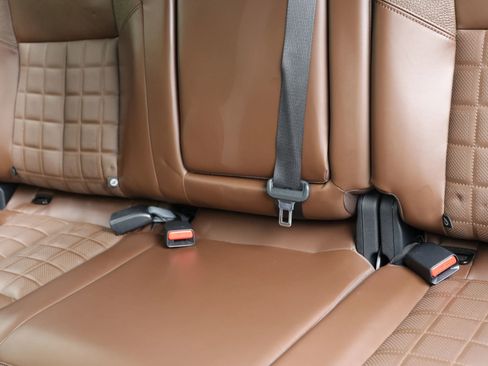 Used 2021 Nissan Titan Platinum Reserve w/ Moonroof Package image 33