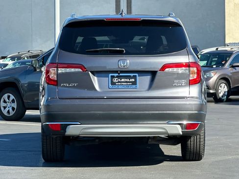 Used 2019 Honda Pilot Touring image 8