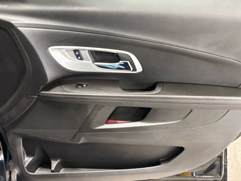 Used 2016 Chevrolet Equinox LS image 16