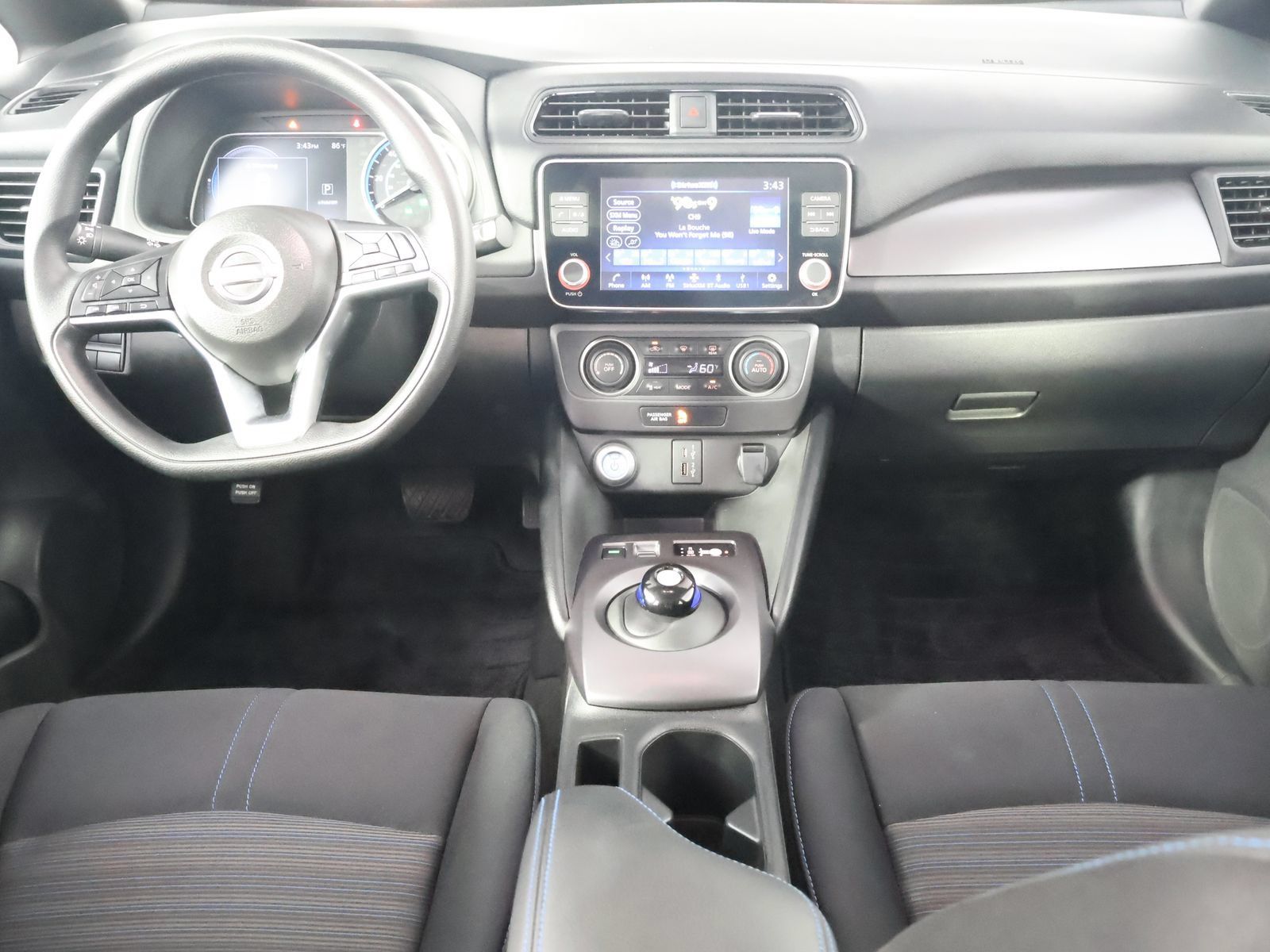 Used 2025 Nissan Leaf S FWD image 25