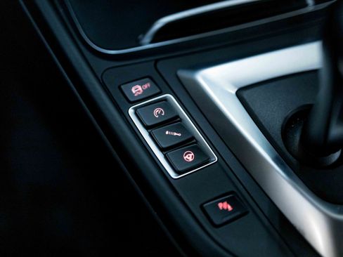 Used 2019 BMW M4 CS w/ Executive Package image 74