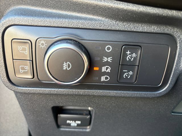Used 2022 Ford Bronco Outer Banks AWD/4WD image 19
