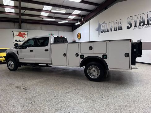 Used 2019 Ford F450 XLT w/ XLT Value Package AWD/4WD image 4