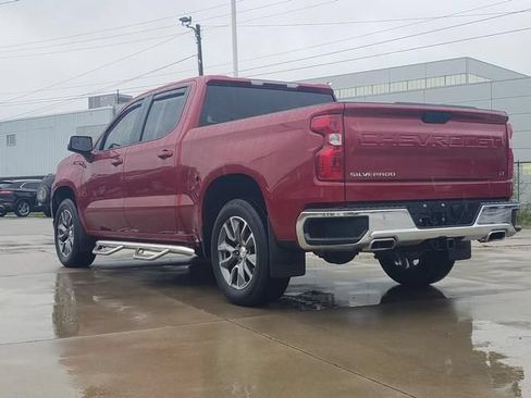 Used 2021 Chevrolet Silverado 1500 LT w/ Z71 Off-Road Package AWD/4WD image 7