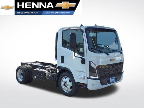 New 2025 Chevrolet Low Cab Forward 5500 XD RWD image 1