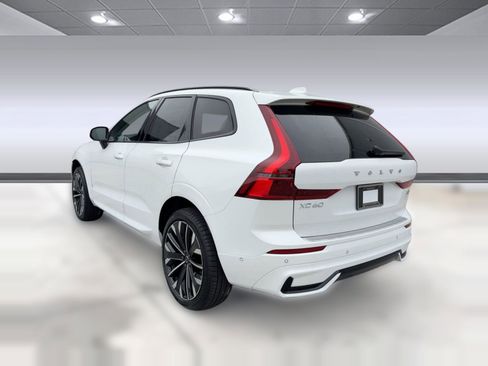 New 2026 Volvo XC60 B5 Ultra w/ Protection Package Premier image 3