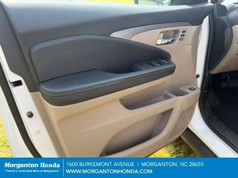 Used 2023 Honda Ridgeline RTL-E image 14