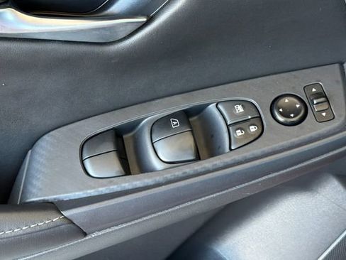 Used 2024 Nissan Sentra SV FWD image 12