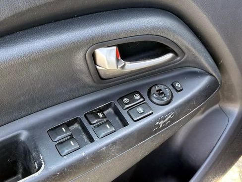 Used 2012 Kia Rio SX FWD image 14